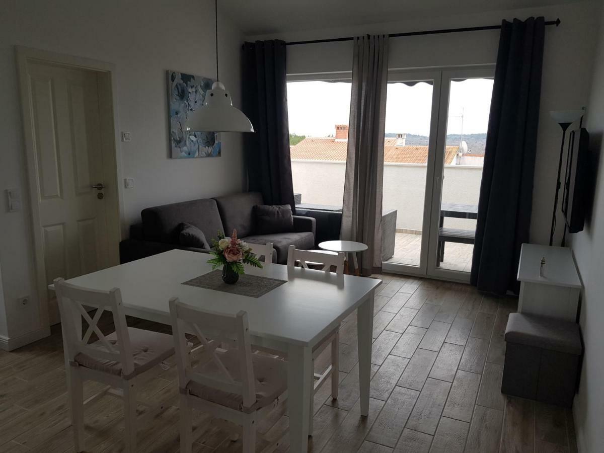 Apartment Rosenberg Medulin Exteriör bild